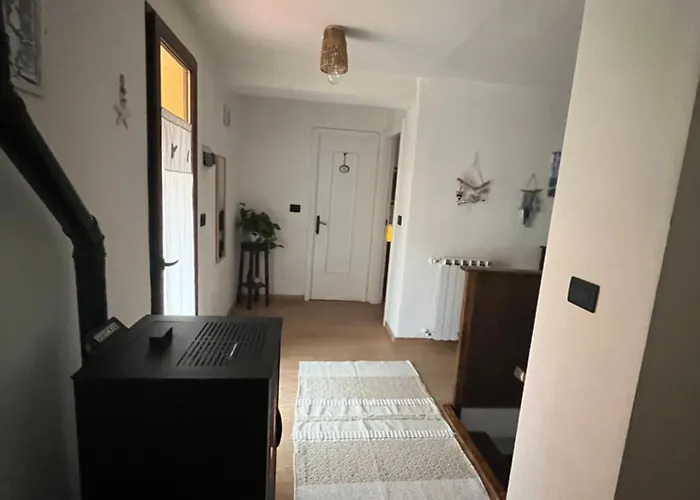Semesterbostad Casa Swadararo
